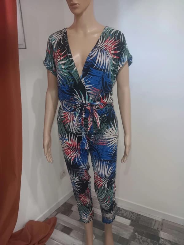 Combinaison pantalon Camaïeu motif tropical – multicolore – ceinturée