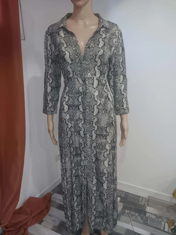 Robe longue Zara Woman imprimé python – Taille L
