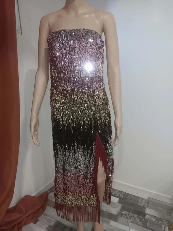 Robe longue bustier Warehouse à sequins et franges – Taille 38