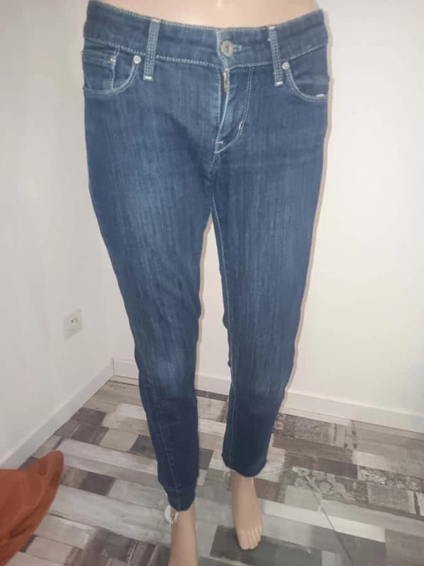 Jean Levi’s skinny bleu femme taille 38