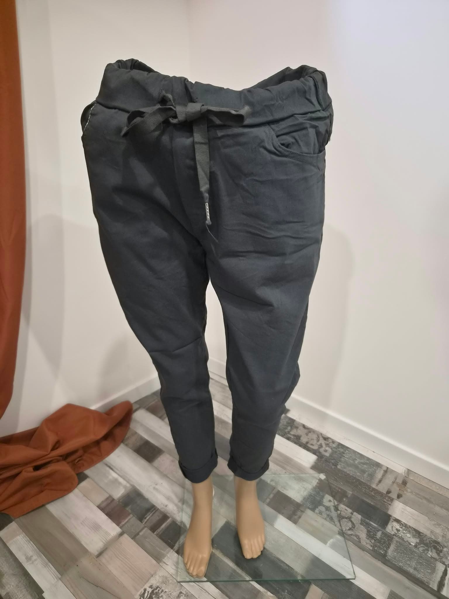 🖤 Pantalon jogging chic gris anthracite