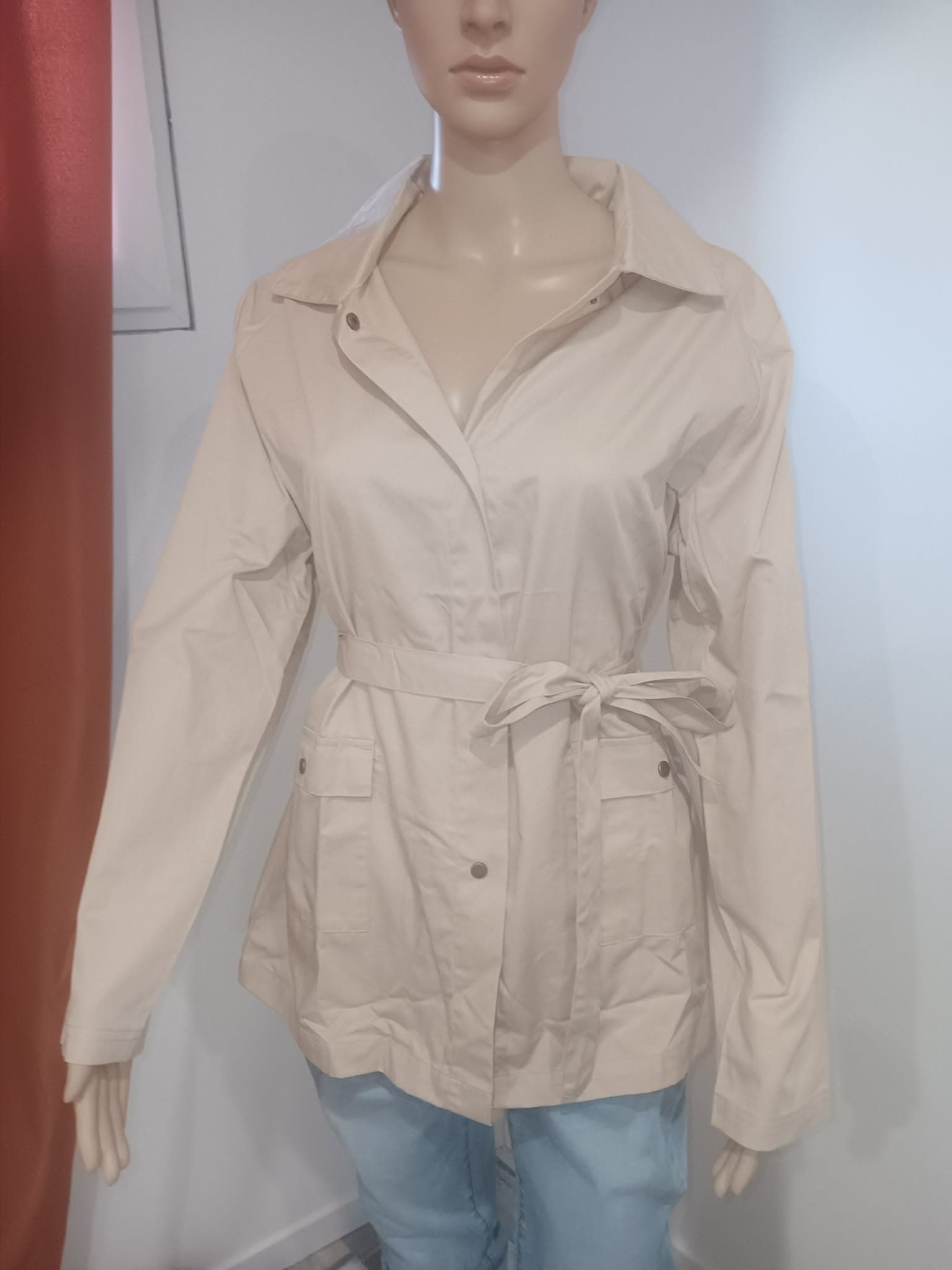 Veste saharienne beige ceinturée – Taille 40/42