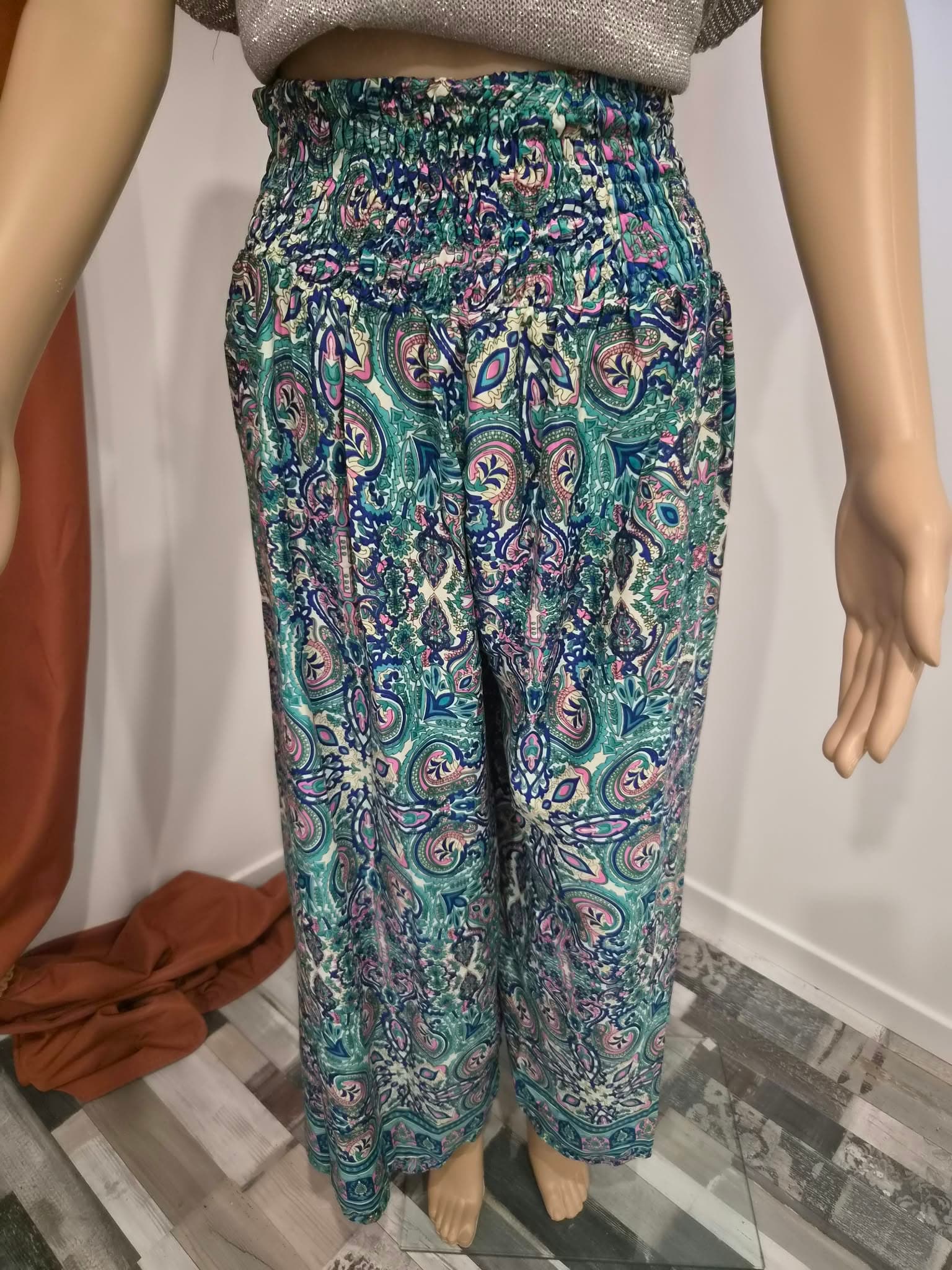 🌿 Pantalon fluide imprimé cachemire – Taille unique