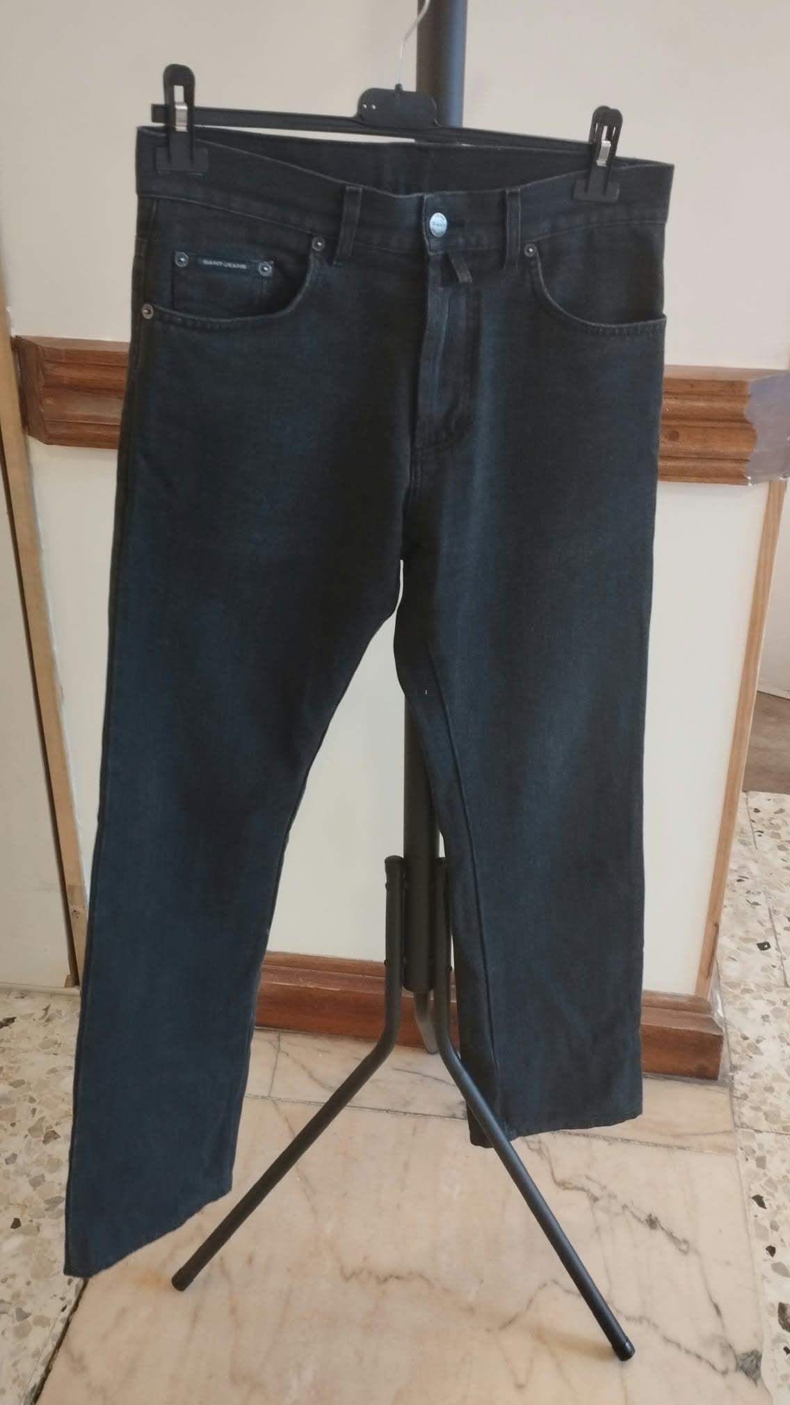 Jean GANT Jeans noir / gris anthracite – Coupe droite ajustée