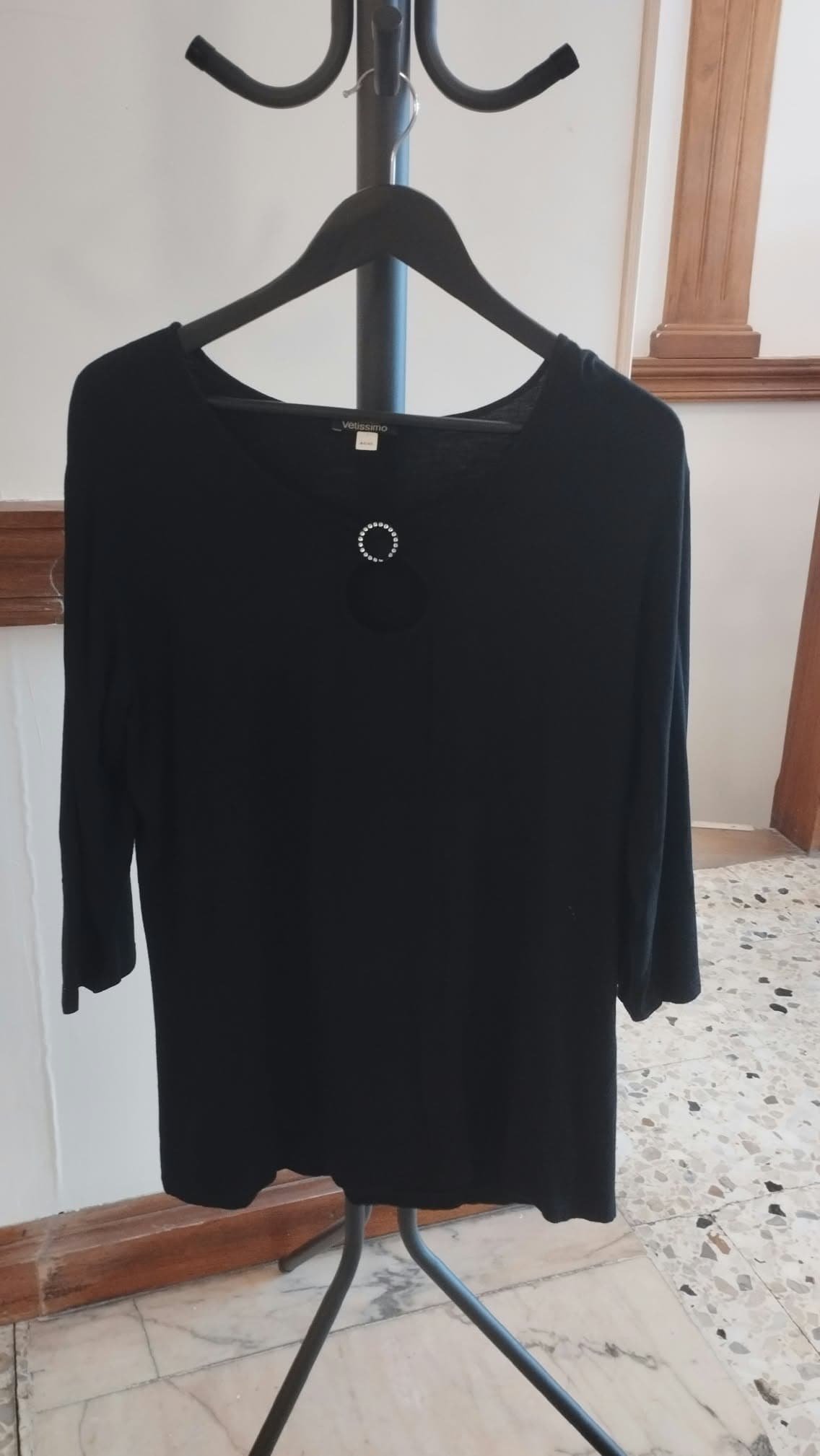Tunique noire Vêtissimo – détails strass – taille 44/46