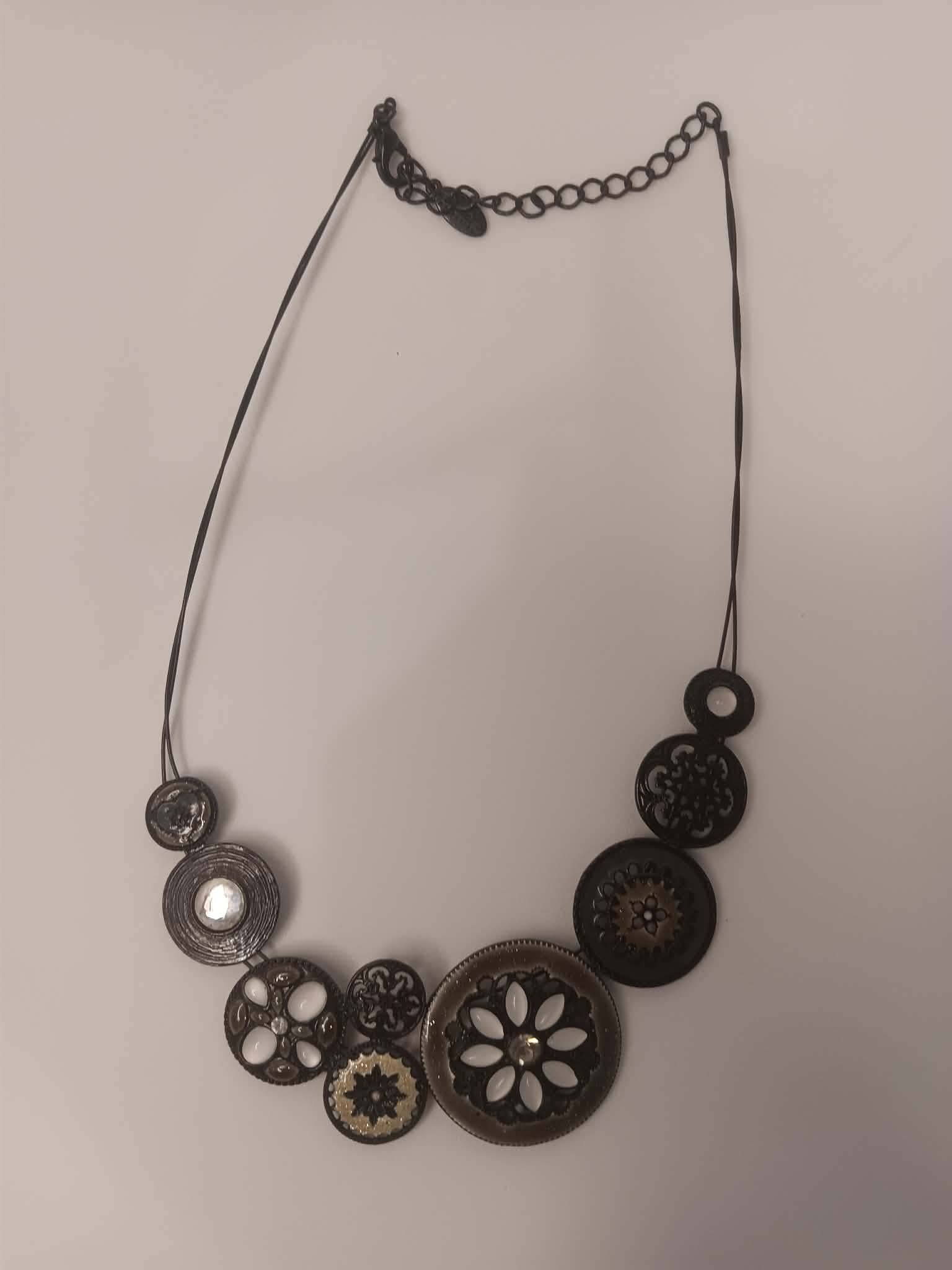 Collier