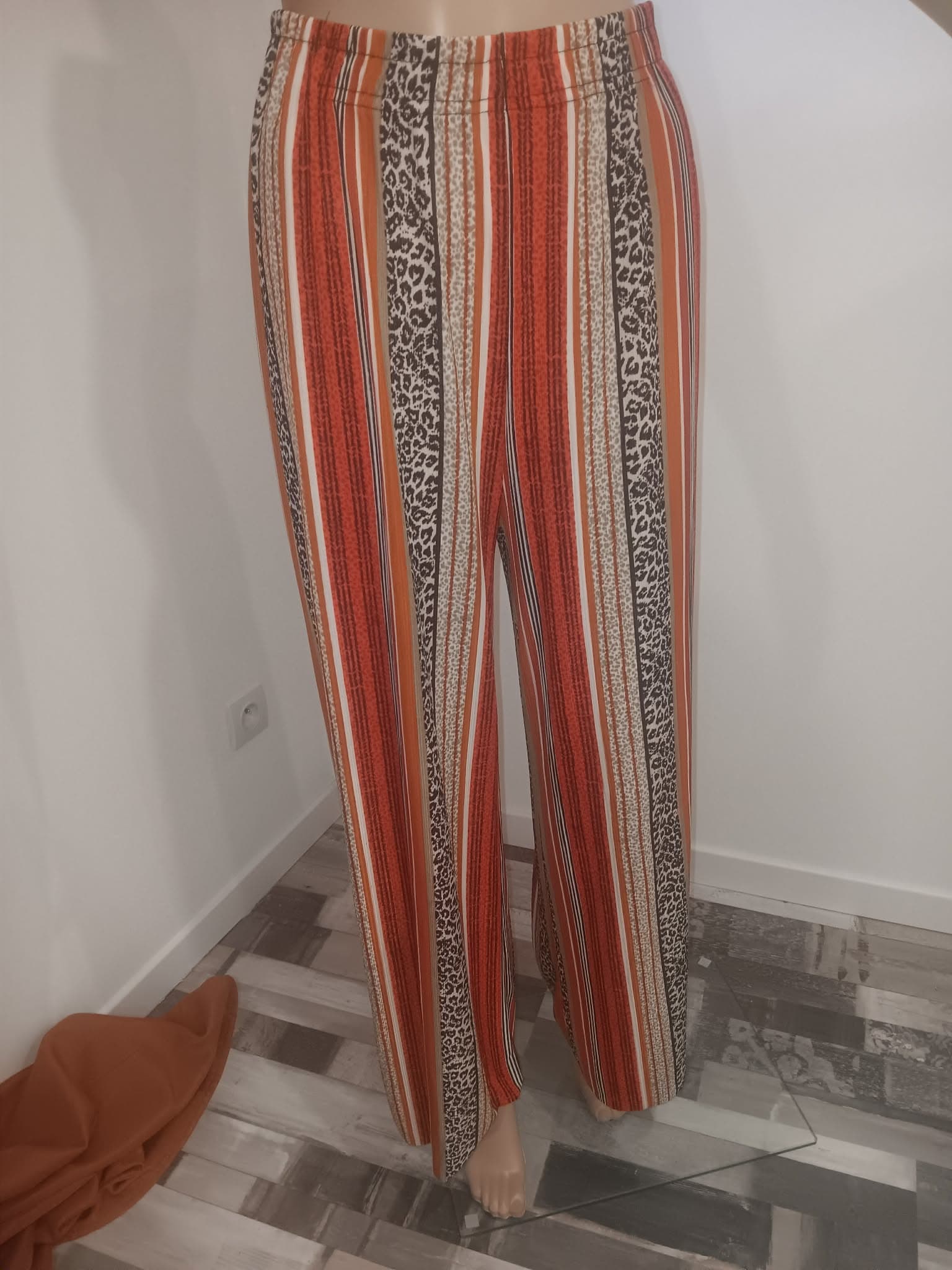 Pantalon fluide imprimé rayures & léopard – orange / beige – L/XL